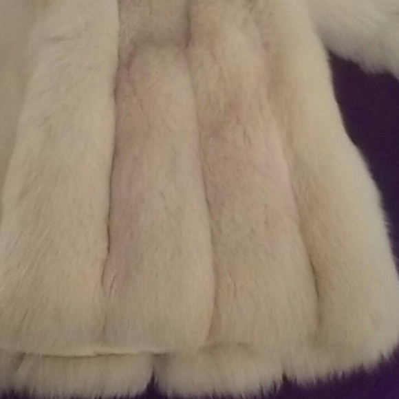 💕HOST PICK💕dreamy fur/hood - Picture 2 of 9